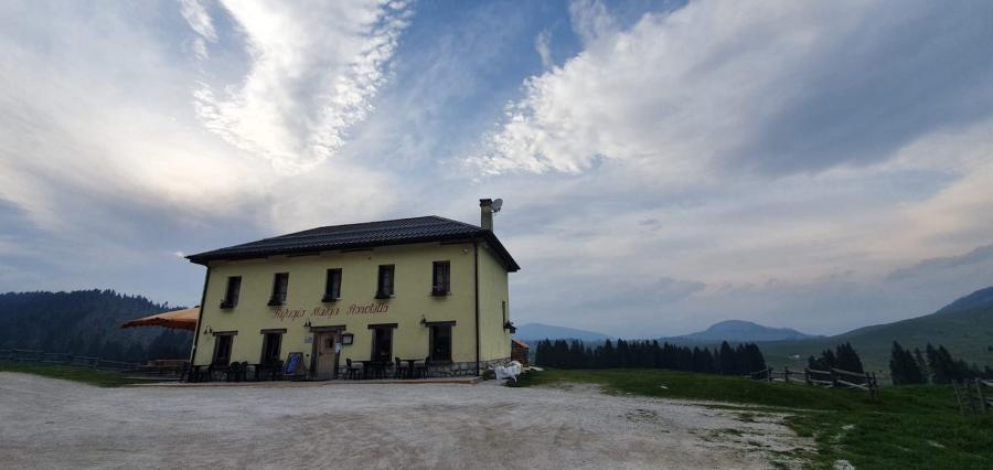 Rifugio Malga Ronchetto